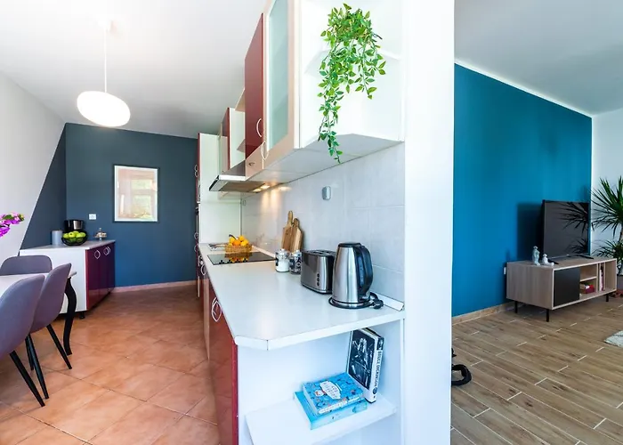 Ellanna Appartement *