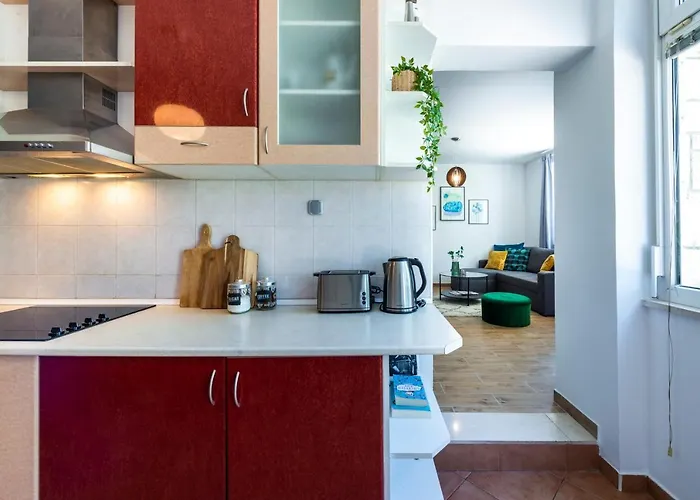 Ellanna Appartement *